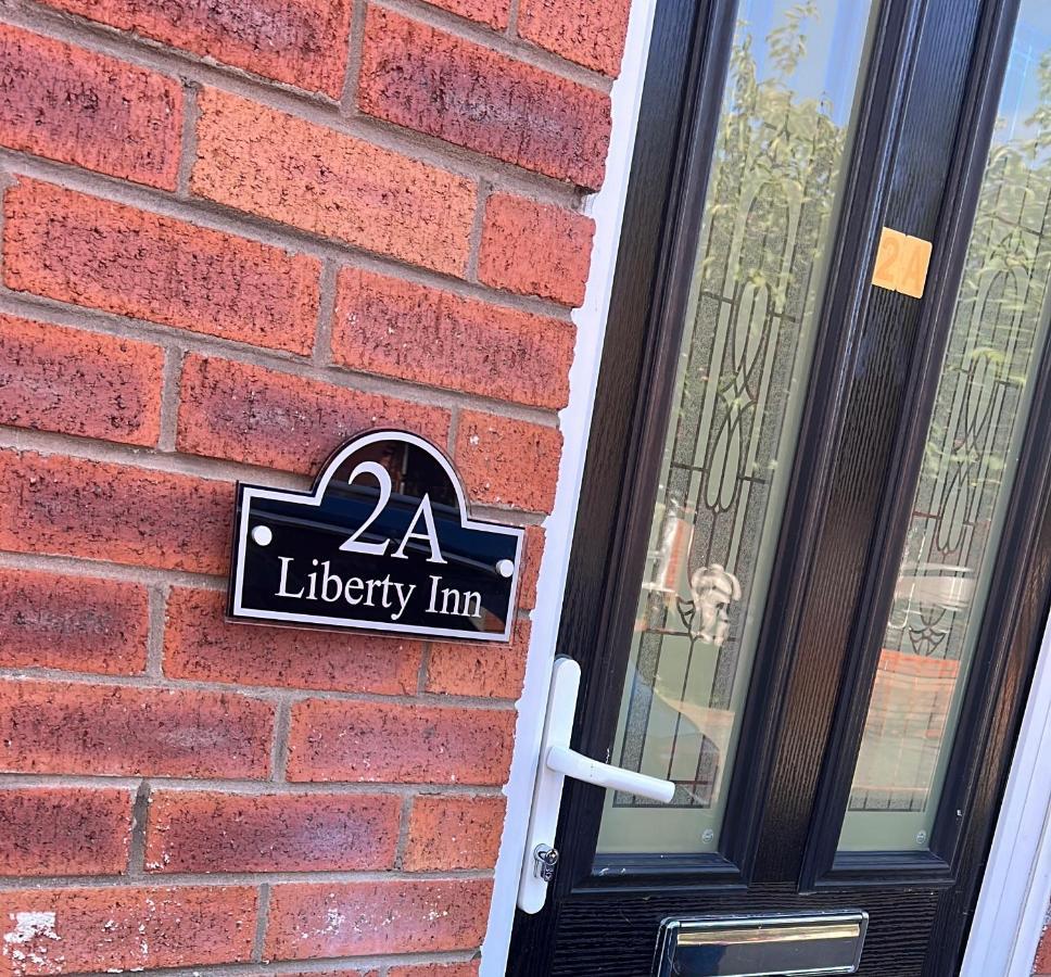 Liberty Inn Room With Sharing Toilet And Kitchen Liverpool Eksteriør billede